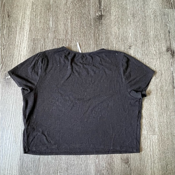 Free People Gray Crop T-Shirt Short Sleeve - Picture 5 of 5